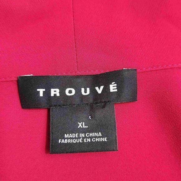 Trouvé Women's Red Faux Wrap Shawl Neck Sleeveless Blouse Size XL - Picture 3 of 4